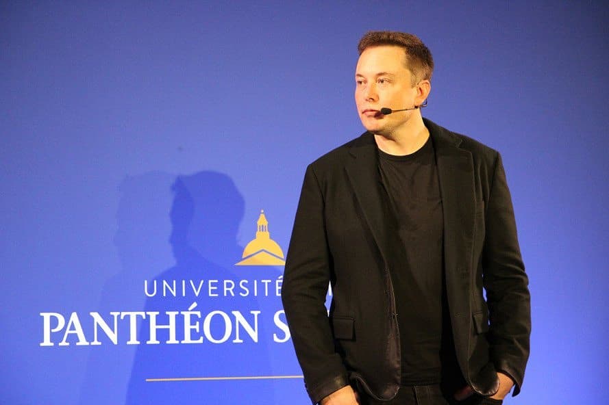 The second richest billionaire on the world Elon Musk is officially homeless 