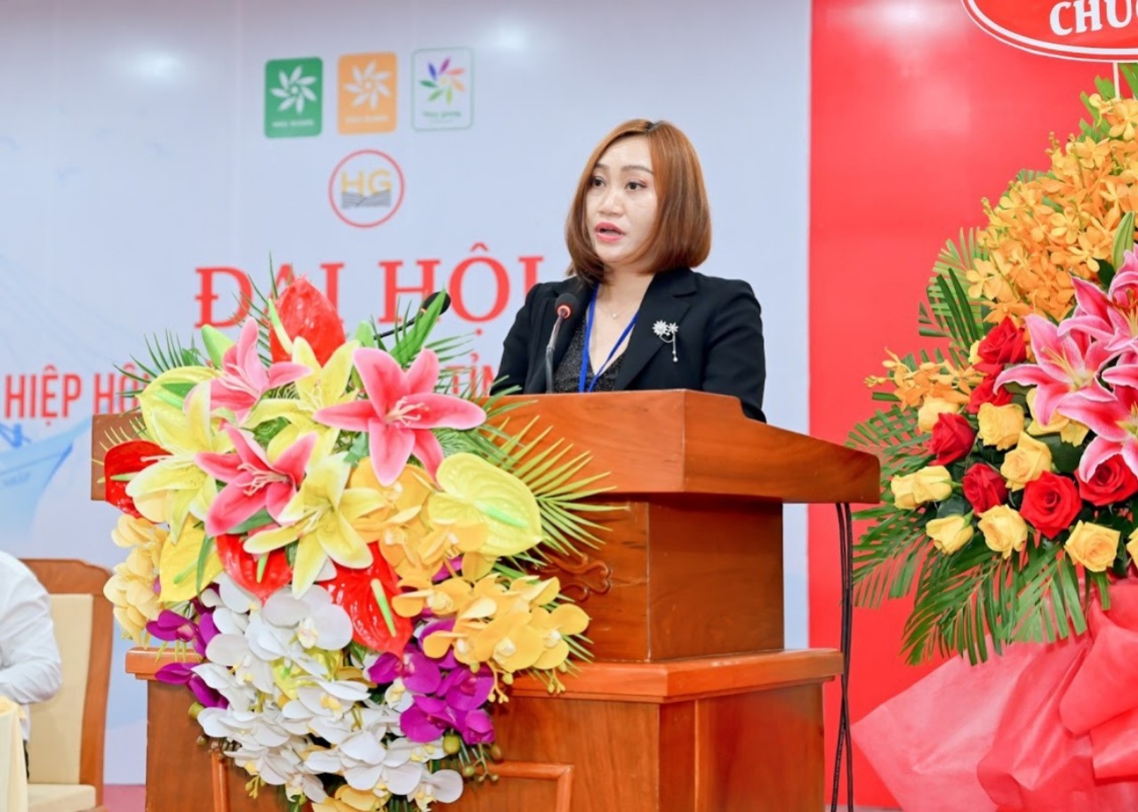 Dr. Le Thuy Trang, CEO of HERA Beauty Center In Vi Thanh city, Hau Giang province sponsored for vocational training in the beauty care fields